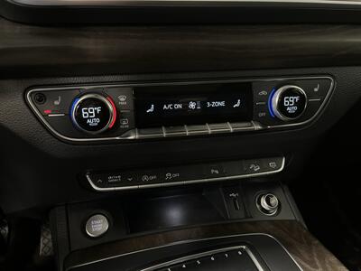 2018 Audi Q5 2.0T Premium Plus   - Photo 19 - West Bountiful, UT 84087