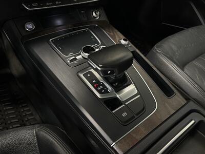 2018 Audi Q5 2.0T Premium Plus   - Photo 17 - West Bountiful, UT 84087