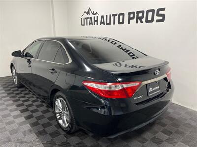 2015 Toyota Camry SE   - Photo 8 - West Bountiful, UT 84087