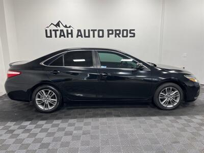 2015 Toyota Camry SE   - Photo 2 - West Bountiful, UT 84087