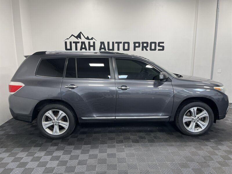 2011 Toyota Highlander Limited - Photo 2 - West Bountiful, UT 84087