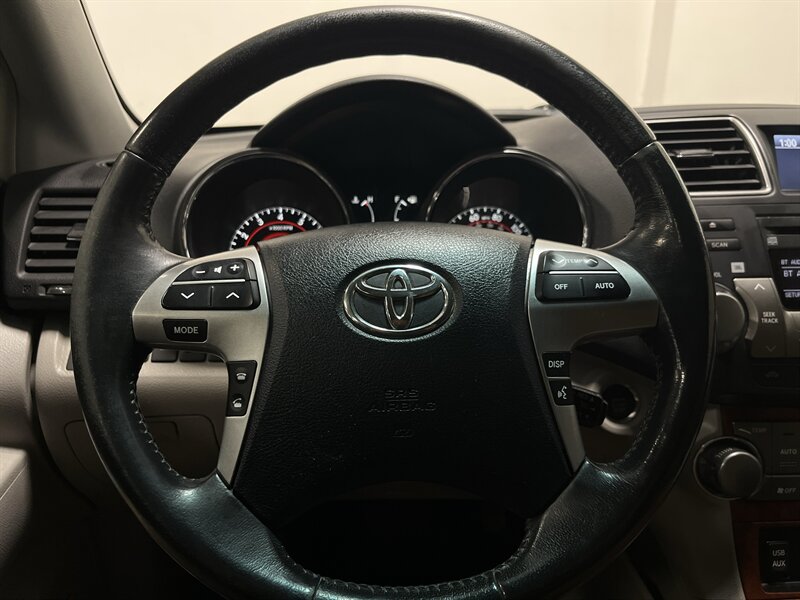 2011 Toyota Highlander Limited - Photo 23 - West Bountiful, UT 84087