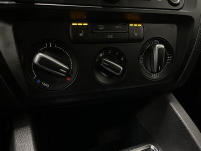 2015 Volkswagen Jetta SE   - Photo 17 - West Bountiful, UT 84087