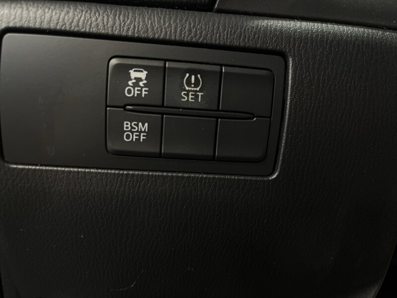 2015 Mazda Mazda3 i Touring - Photo 15 - West Bountiful, UT 84087