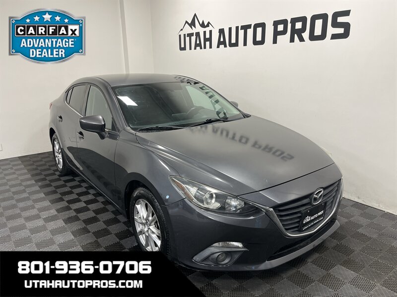 2015 Mazda Mazda3 i Touring   - Photo 1 - West Bountiful, UT 84087