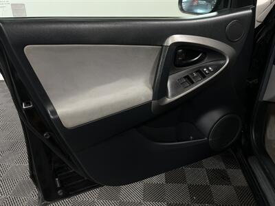 2012 Toyota RAV4   - Photo 14 - West Bountiful, UT 84087