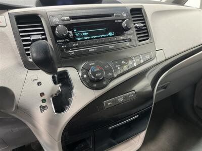 2013 Toyota Sienna LE Mobility 7-Passen   - Photo 14 - West Bountiful, UT 84087