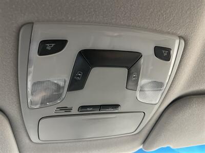 2013 Toyota Sienna LE Mobility 7-Passen   - Photo 15 - West Bountiful, UT 84087