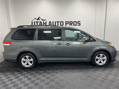 2013 Toyota Sienna LE Mobility 7-Passen   - Photo 2 - West Bountiful, UT 84087