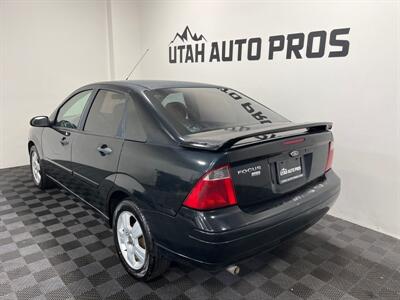 2007 Ford Focus ZX4 S   - Photo 10 - West Bountiful, UT 84087