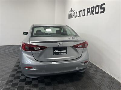 2015 Mazda Mazda3 i Touring   - Photo 11 - West Bountiful, UT 84087