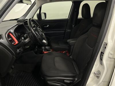 2018 Jeep Renegade Trailhawk   - Photo 15 - West Bountiful, UT 84087