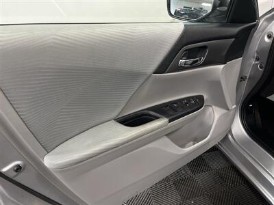 2015 Honda Accord LX   - Photo 13 - West Bountiful, UT 84087