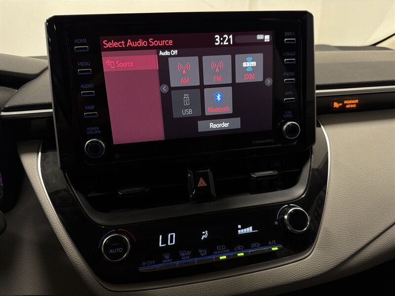 2021 Toyota Corolla LE - Photo 14 - West Bountiful, UT 84087