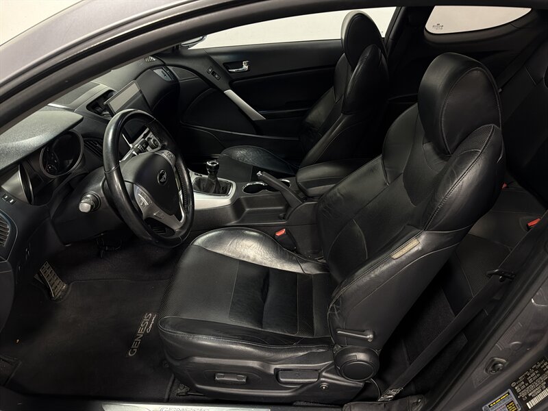 2010 Hyundai Genesis Coupe 3.8L 380 GT - Photo 14 - West Bountiful, UT 84087