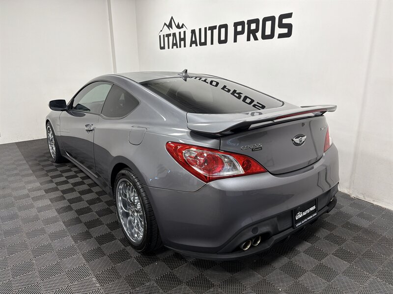 2010 Hyundai Genesis Coupe 3.8L 380 GT - Photo 7 - West Bountiful, UT 84087