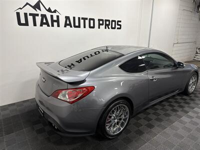 2010 Hyundai Genesis Coupe 3.8L 380 GT - Photo 3 - West Bountiful, UT 84087