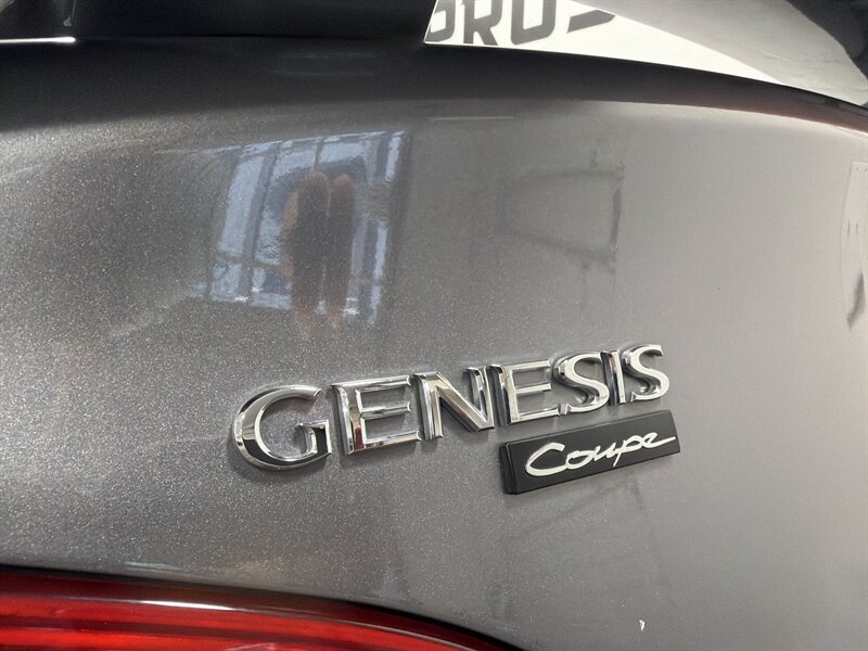 2010 Hyundai Genesis Coupe 3.8L 380 GT - Photo 9 - West Bountiful, UT 84087