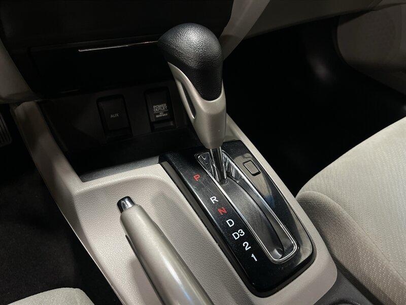 2013 Honda Civic LX - Photo 14 - West Bountiful, UT 84087
