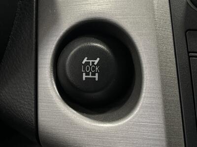 2006 Toyota RAV4 Sport   - Photo 17 - West Bountiful, UT 84087