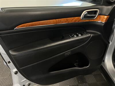 2012 Jeep Grand Cherokee Overland   - Photo 19 - West Bountiful, UT 84087