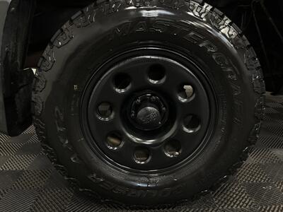 2012 Nissan Frontier SV V6   - Photo 12 - West Bountiful, UT 84087