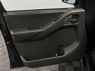 2012 Nissan Frontier SV V6   - Photo 18 - West Bountiful, UT 84087