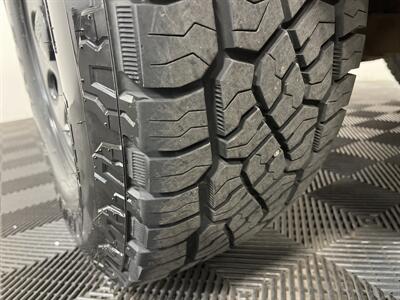 2012 Nissan Frontier SV V6   - Photo 13 - West Bountiful, UT 84087