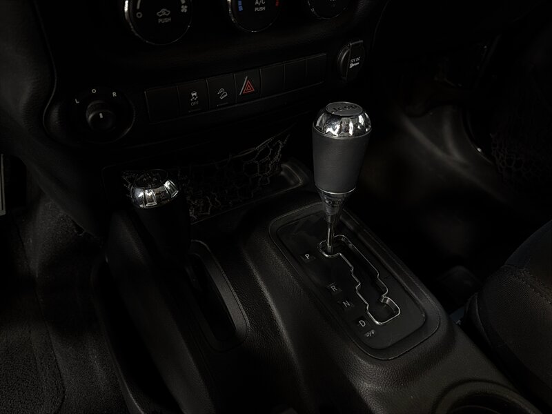 2015 Jeep Wrangler Sport - Photo 13 - West Bountiful, UT 84087