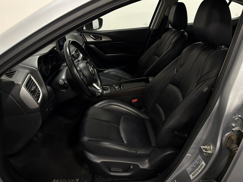 2018 Mazda Mazda3 Touring - Photo 15 - West Bountiful, UT 84087