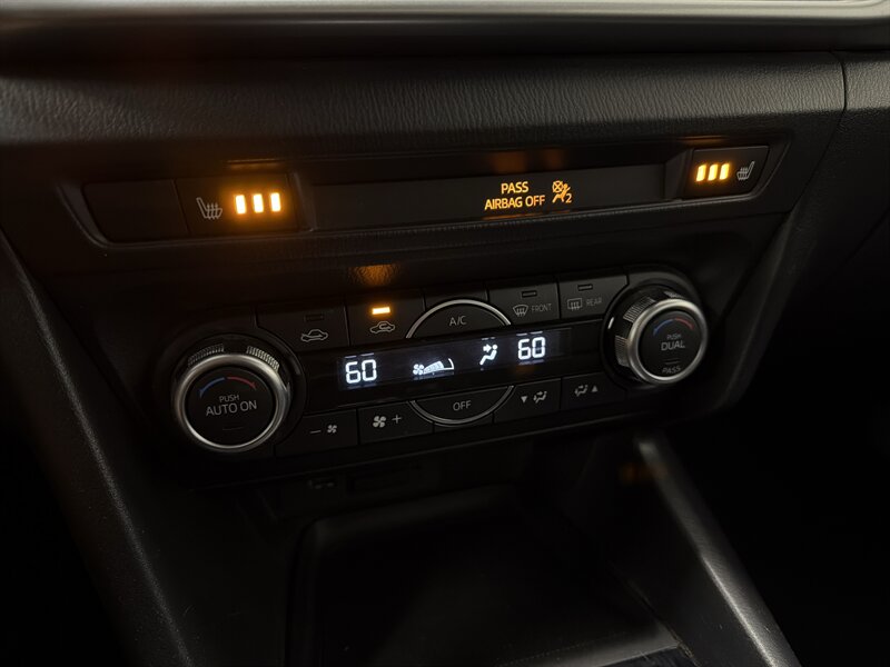2018 Mazda Mazda3 Touring - Photo 17 - West Bountiful, UT 84087