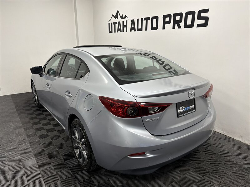 2018 Mazda Mazda3 Touring - Photo 8 - West Bountiful, UT 84087
