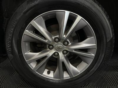 2015 Toyota Highlander XLE   - Photo 10 - West Bountiful, UT 84087