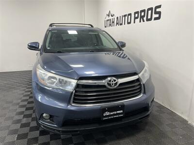 2015 Toyota Highlander XLE   - Photo 5 - West Bountiful, UT 84087