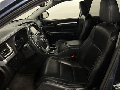 2015 Toyota Highlander XLE   - Photo 13 - West Bountiful, UT 84087
