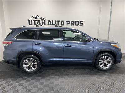 2015 Toyota Highlander XLE   - Photo 2 - West Bountiful, UT 84087