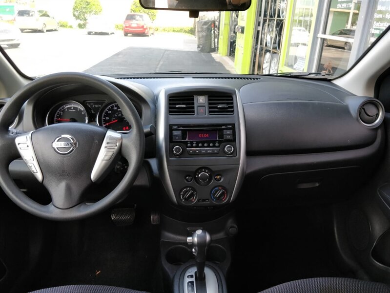 2018 Nissan Versa SV CASH DEAL SPEACIAL - Photo 8 - Wilton Manors, FL 33311