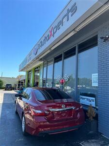 2018 Nissan Altima 2.5 S  6 MONTHS SAME AS CASH - Photo 11 - Wilton Manors, FL 33311