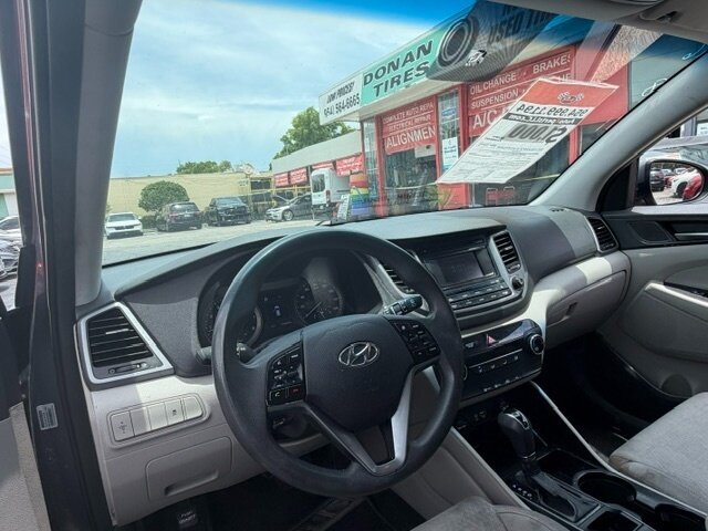 2016 Hyundai TUCSON SE Up to 12 MONTHS SAME AS CASH - Photo 8 - Wilton Manors, FL 33311