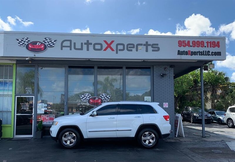2013 Jeep Grand Cherokee Limited Up to 12 MONTHS SAME AS CASH - Photo 3 - Wilton Manors, FL 33311
