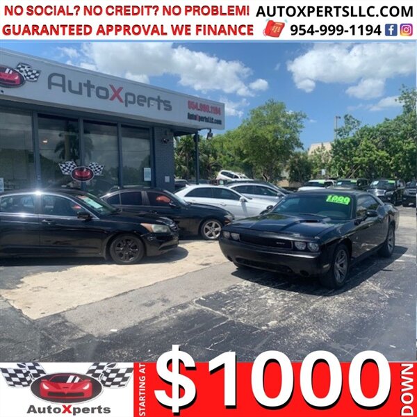 2013 Dodge Challenger SXT up to 12 month 0%- same as cash - Photo 1 - Wilton Maners, FL 33311
