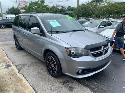 2019 Dodge Grand Caravan GT  6 MONTHS SAME AS CASH - Photo 2 - Wilton Maners, FL 33311