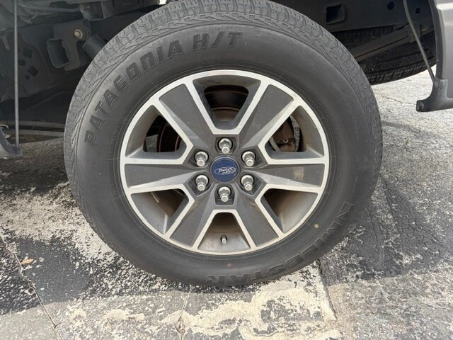 2013 Ford F-150 XLT Up to 12 MONTHS SAME AS CASH - Photo 10 - Wilton Manors, FL 33311