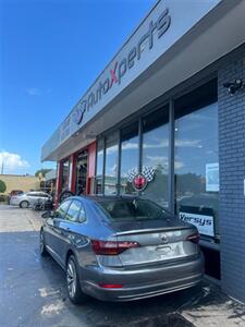 2019 Volkswagen Jetta 1.4T SE ULEV  6 MONTHS SAME AS CASH - Photo 11 - Wilton Manors, FL 33311