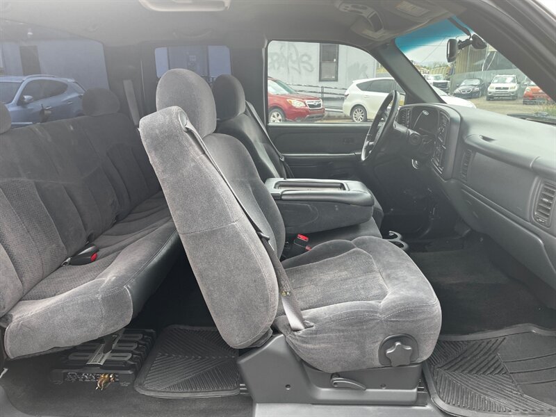 2002 Chevrolet Silverado 1500 LS 4dr Extended Cab LS - Photo 11 - Tucson, AZ 85711