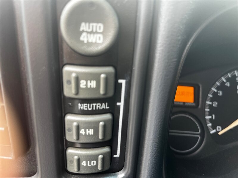2002 Chevrolet Silverado 1500 LS 4dr Extended Cab LS - Photo 14 - Tucson, AZ 85711