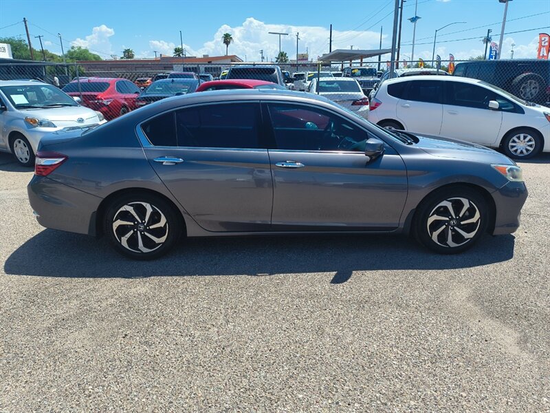 2017 Honda Accord EX-L V6 - Photo 4 - Tucson, AZ 85711