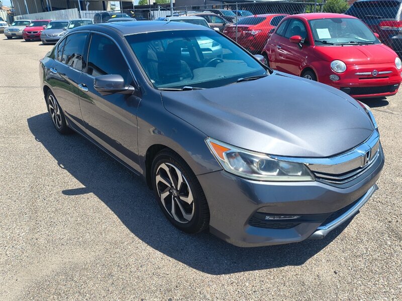 2017 Honda Accord EX-L V6 - Photo 5 - Tucson, AZ 85711
