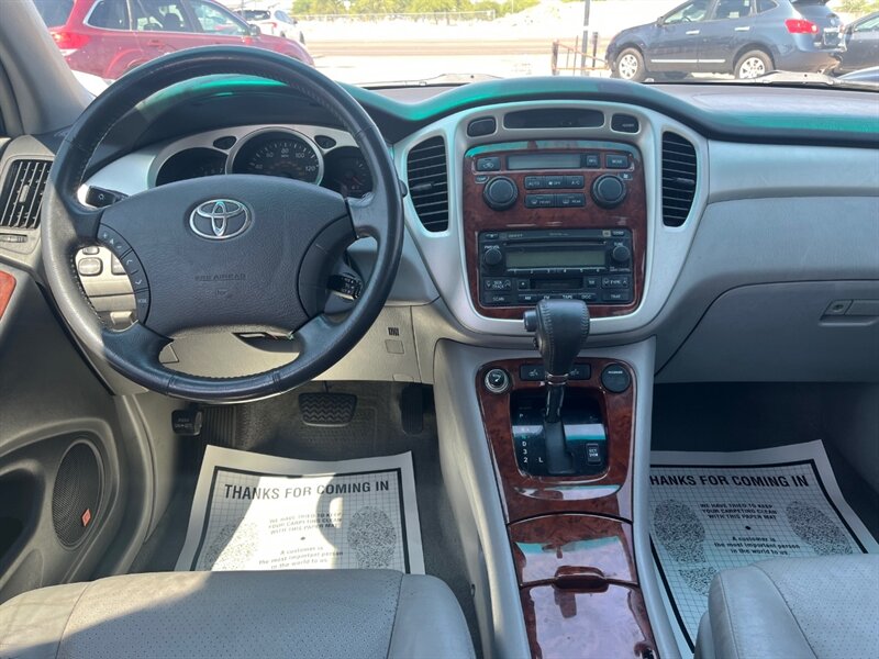 2005 Toyota Highlander - Photo 10 - Tucson, AZ 85711