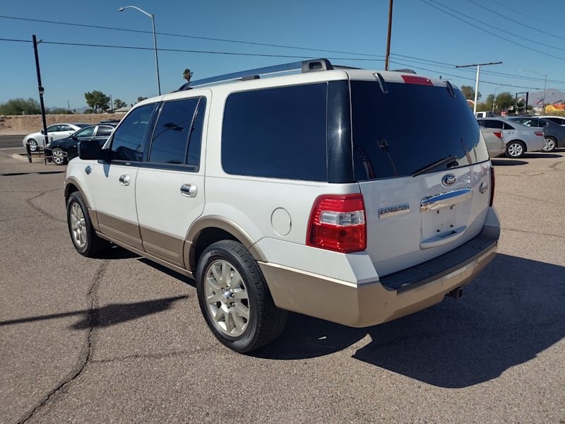 2013 Ford Expedition XLT   - Photo 5 - Tucson, AZ 85711